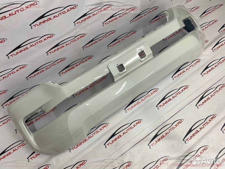 Бампер передний Toyota Land Cruiser 200