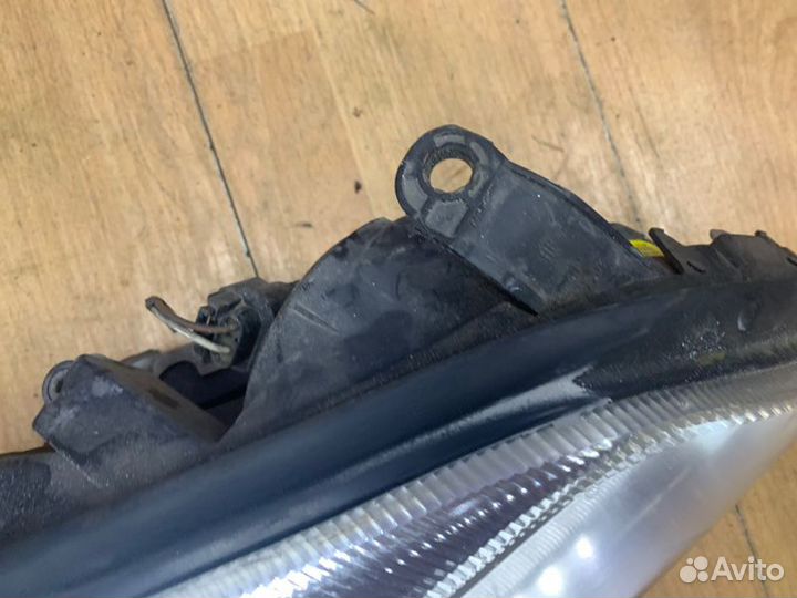 Фара передняя правая Opel Astra G хетчбэк 5-ти дв