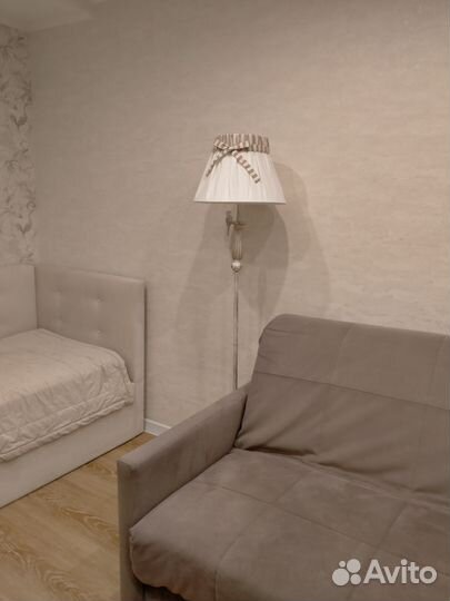 Торшер напольный