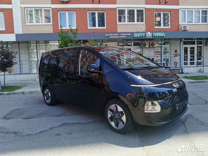 Hyundai Staria 2.2 AT, 2021, 34 000 км