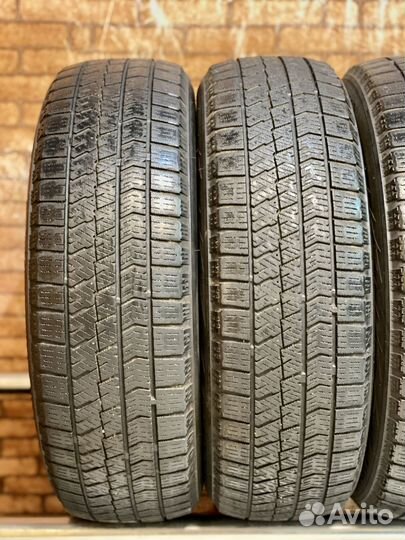 Bridgestone Blizzak VRX2 165/65 R14