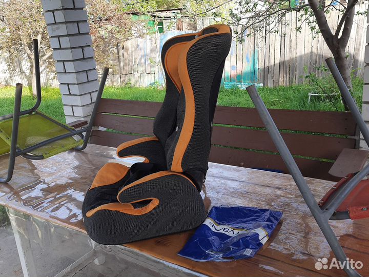 Детское автокресло