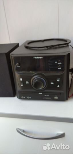 Музыкальный центр