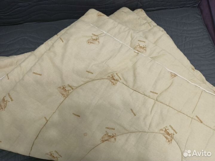 Одеяло, шерстяное