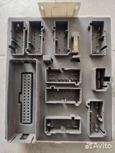 Блок предохранителей Ford Focus 1