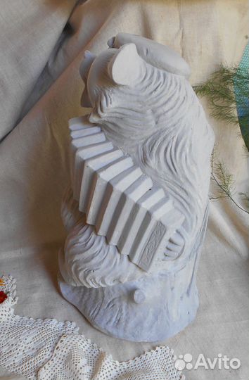 Медведь гармонист. Большая копилка