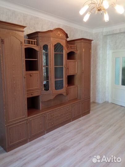 Стенка-буфет