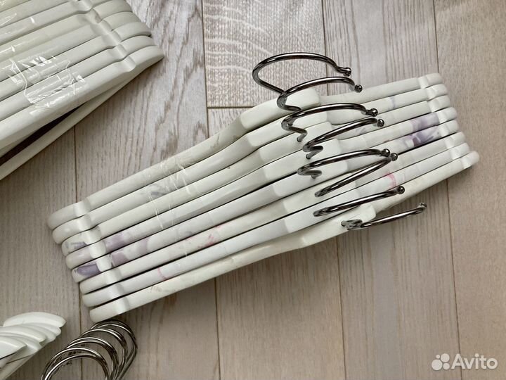 Вешалки плечики IKEA деревянные