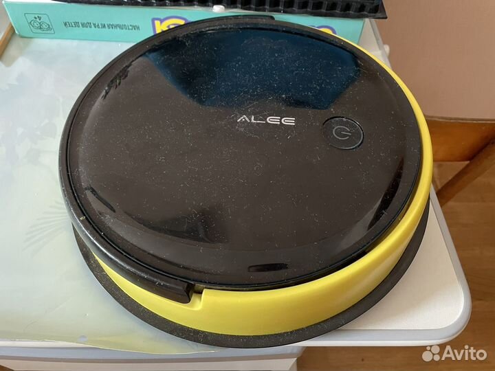 Робот пылесос моющий alee на запчасти