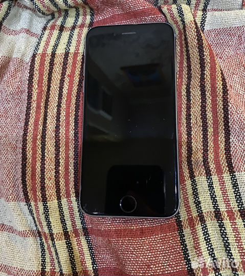iPhone 6S, 32 ГБ