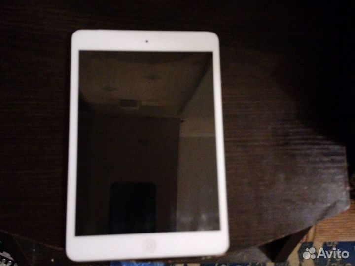 Планшет apple iPad mini 2,2014 года