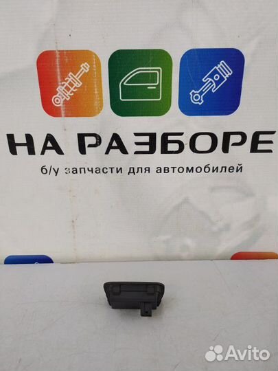 Кнопка открывания багажника Mercedes-Benz Ml W164