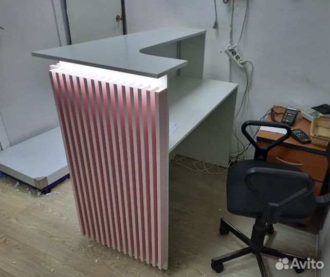 Новая Стойка-Ресепшен 