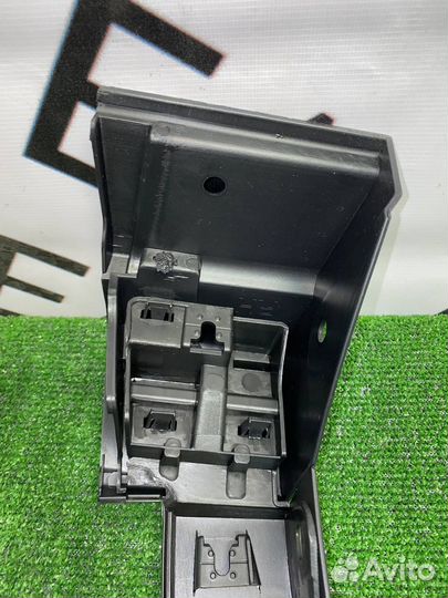 Передний правый молдинг арки крыла Mazda CX-5 KF