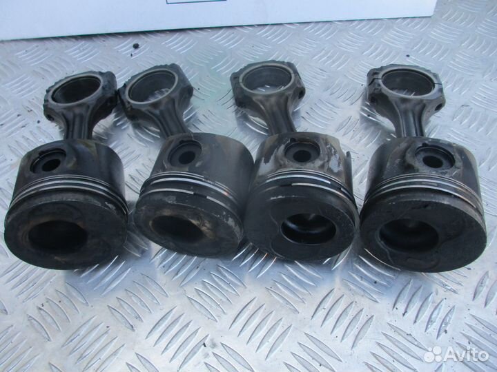 Поршень с шатуном Фольксваген Ауди 1.9TDI 1Z