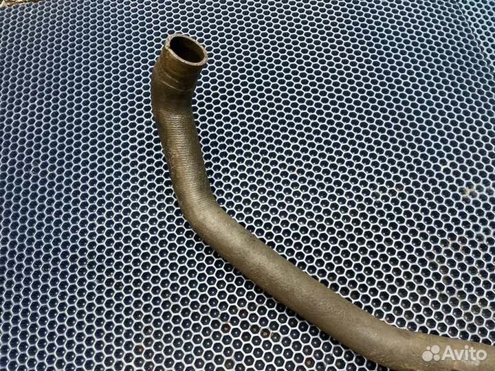 Патрубок радиатора Ford Transit 2.2