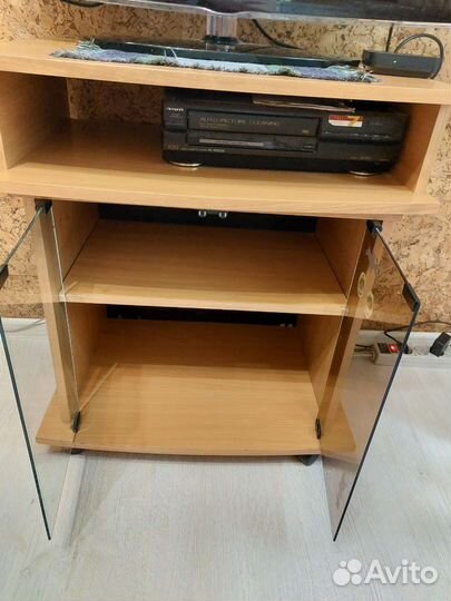 Тумба под телевизор