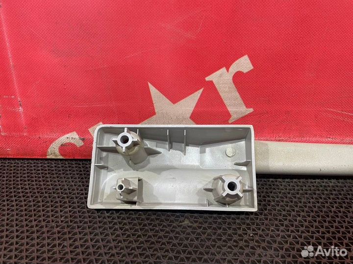 Ручка потолка салона 2018г. Renault T