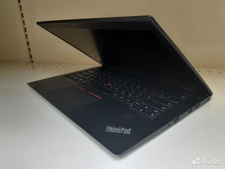 Ультрабук / Core I7 / 8Gb DDR4 / Intel HD + SSD