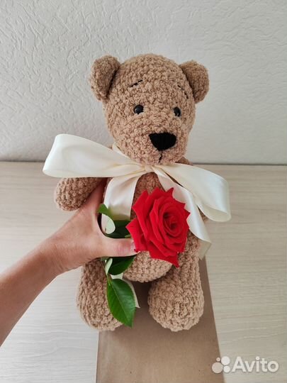 Вязаный мишка крючком игрушка детская