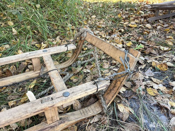 Сани старинные