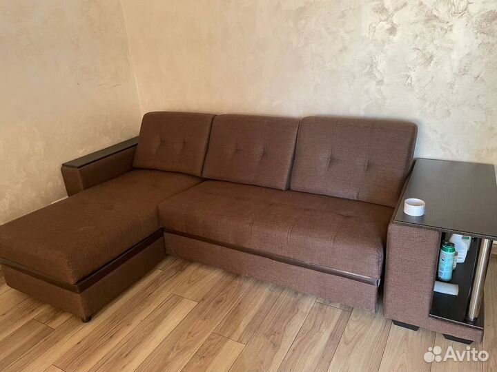 Отдаю диван