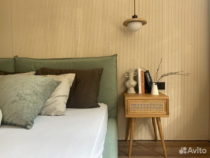 Прикроватные тумбы с ротангом