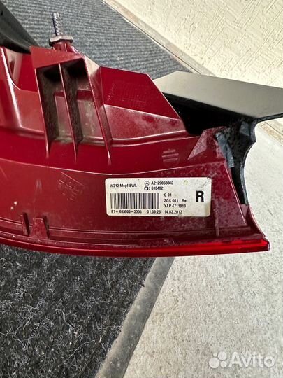 Фонарь задний правый е212