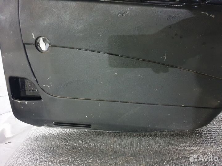 Обшивки дверей задняя правая Priora