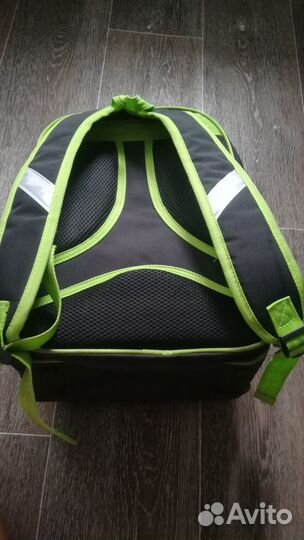 Портфель школьный с ортопедической спинкой