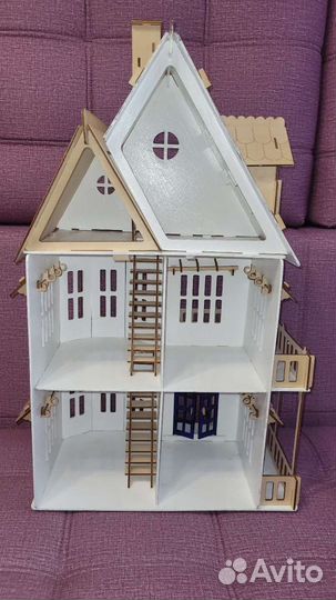 Домик кукольный