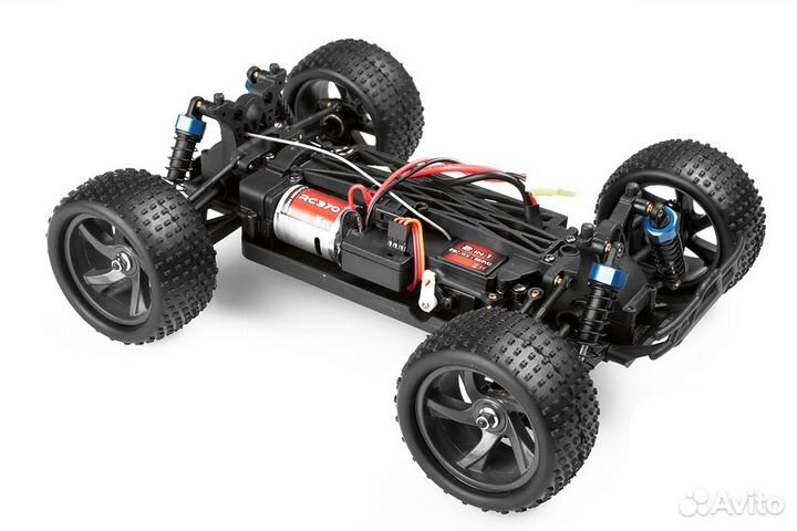 Модель машинки на радиоуправлении