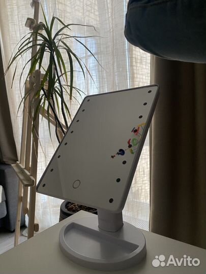 Зеркало с подсветкой