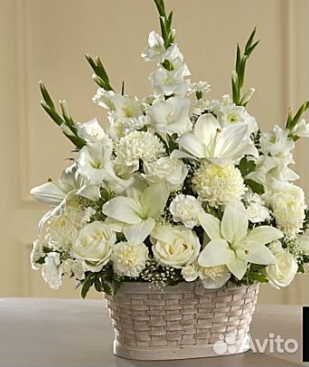 Продам швейную машинку чайка