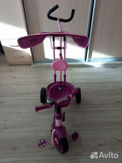 Трехколесный велосипед