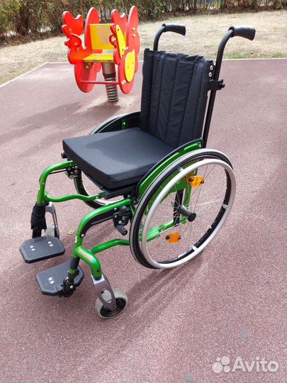 Активная детская инвалидная коляска youngster 3