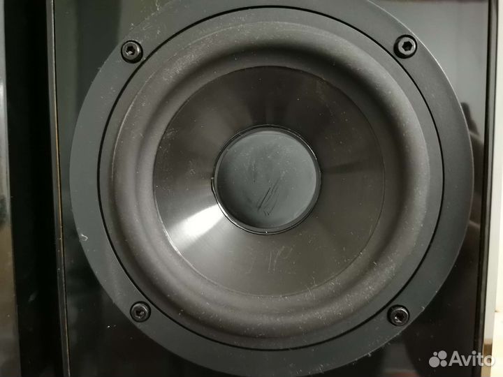 Колонки Yamaha PianoCraft NX-E200