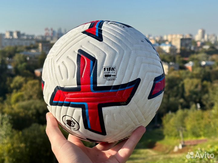 Профессиональный футбольный мяч nike 4