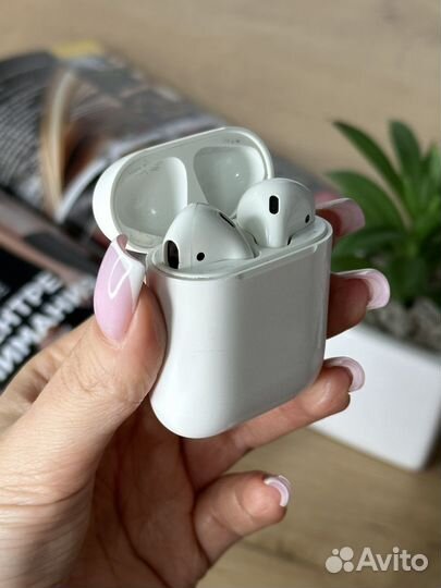 Оригинальные наушники Apple AirPods 2