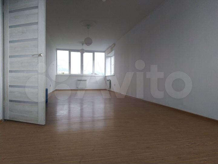 Коттедж 310 м² на участке 6 сот.