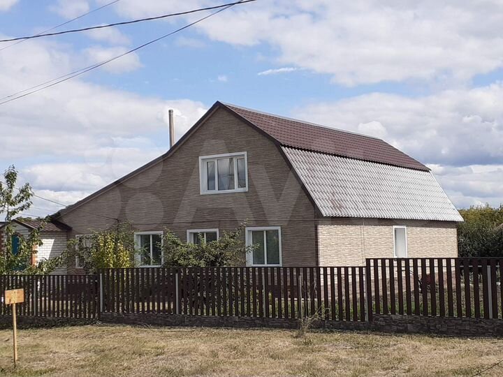 Дом 107 м² на участке 15 сот.