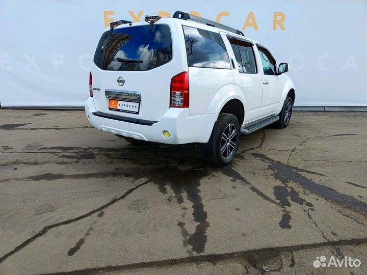 Nissan Pathfinder 2.5 AT, 2013, 330 000 км