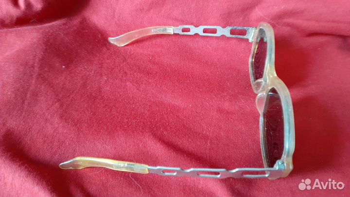 Винтажные темные очки от солнца.оригинал СССР