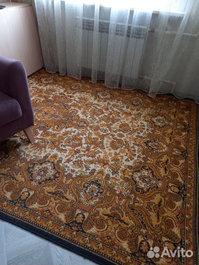 Ковёр 2х3 б/у в отличном состоянии. Торг