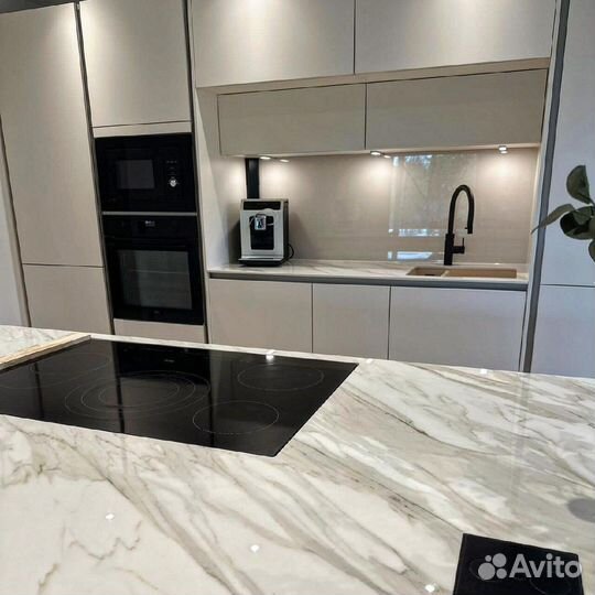 Кухонный гарнитур угловой