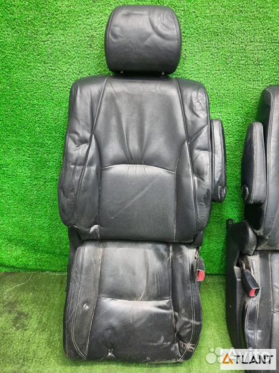 Кресло левое toyota harrier