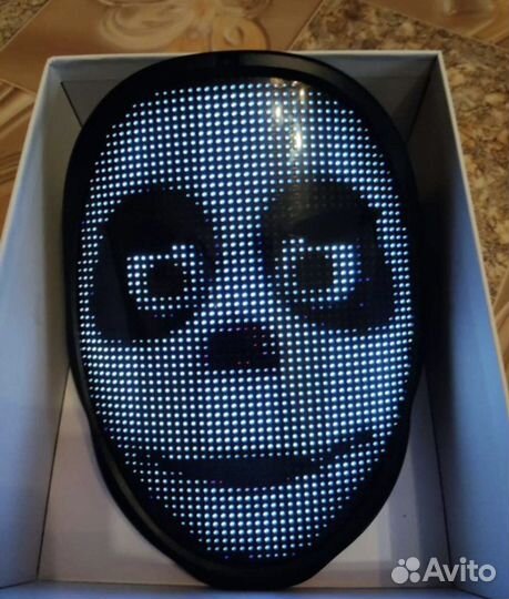 Led-маска для праздника