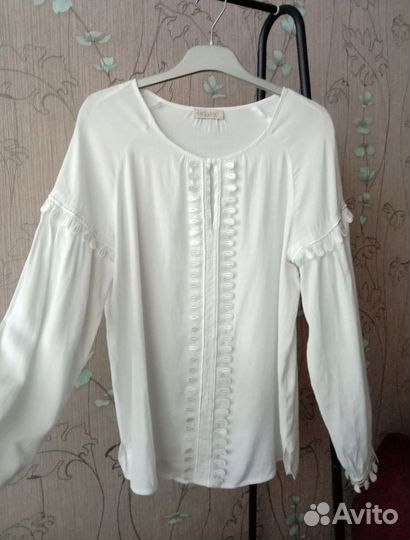 Блузка с вышивкой Laete 40-42