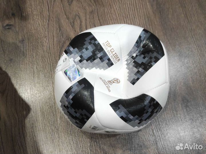 Футбольный мяч telstar 18 replica