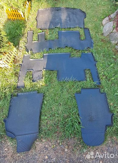 Коврики салона на Hyundai H1